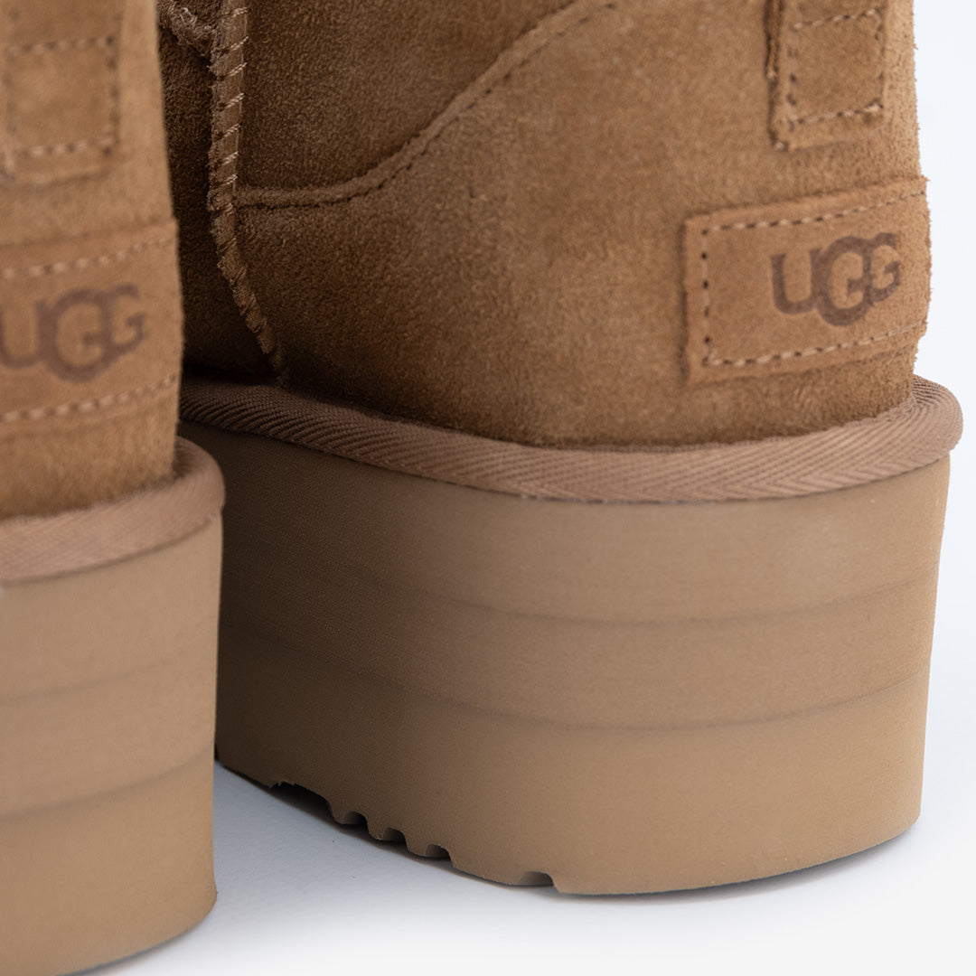 STIVALI UGG CLASSIC ULTRA MINI PLATFORM