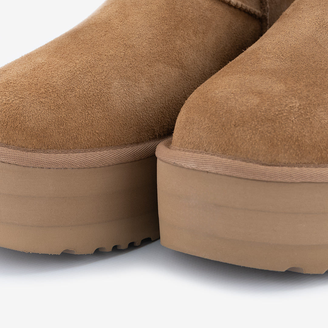 STIVALI UGG CLASSIC ULTRA MINI PLATFORM