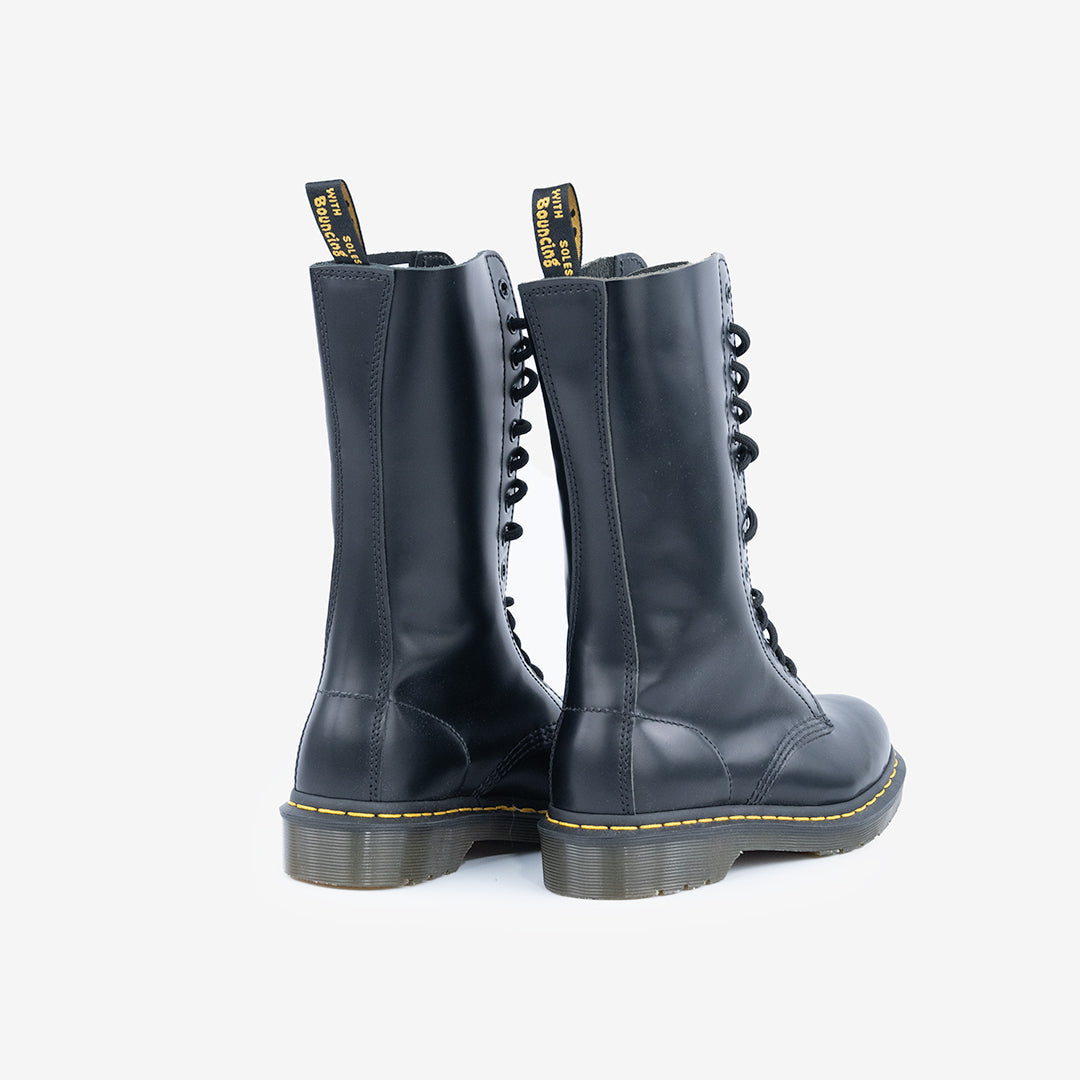 ANFIBIO DR. MARTENS UNISEX