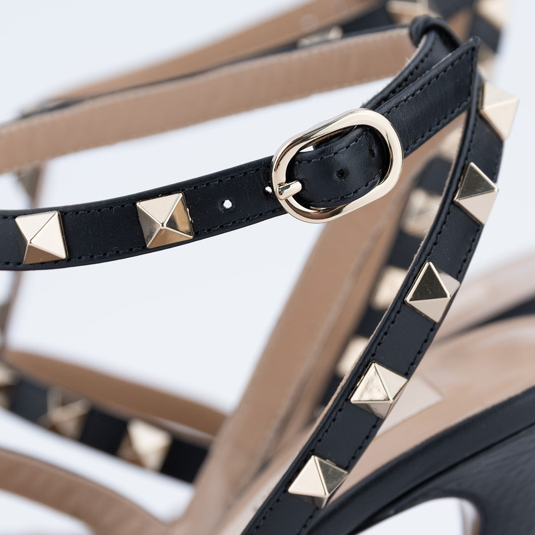 Décolleté Rockstud VALENTINO GARAVANI in vitello granato.